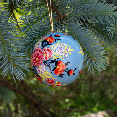 Handpainted Ornament Periwinkle with Pink Peony Flowers, Set of 3