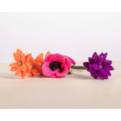 Handmade Mixed Felt Bouquet with Tulip Stem & Heart Charm – Pink