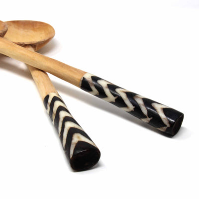 Olive Wood Serving Set, Chevron Batik Handles