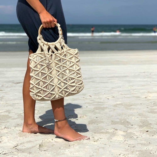 Simple Macrame Handbag Tutorial - A Beautiful Mess